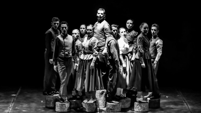 106. számú profil – Énekes műsor • Tàncszínház